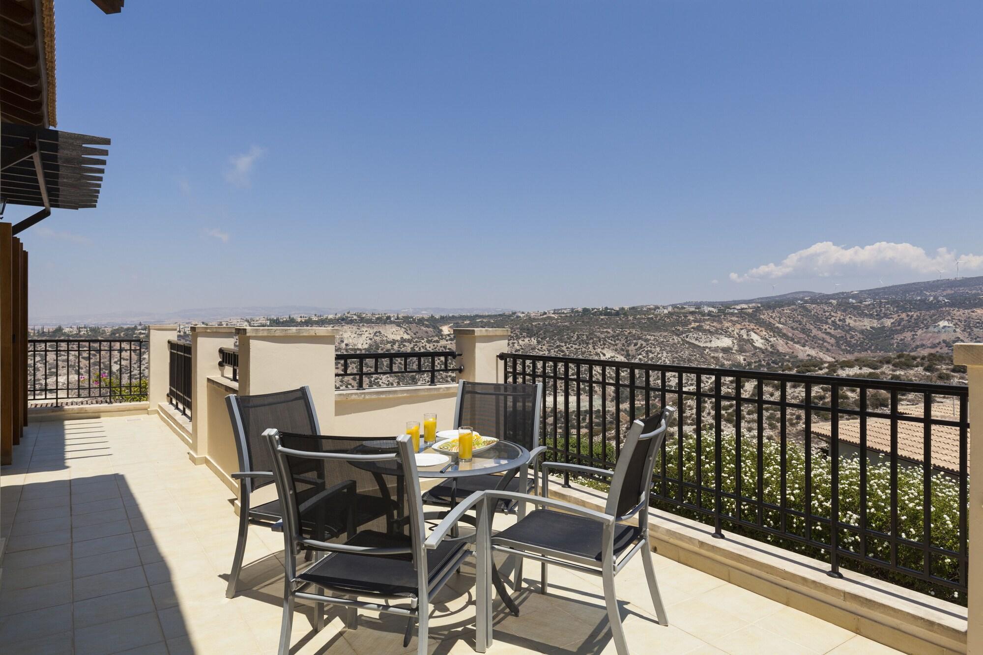 Aphrodite Hills Holiday Residences Extérieur photo