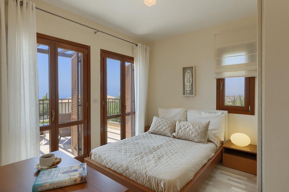 Aphrodite Hills Holiday Residences Extérieur photo